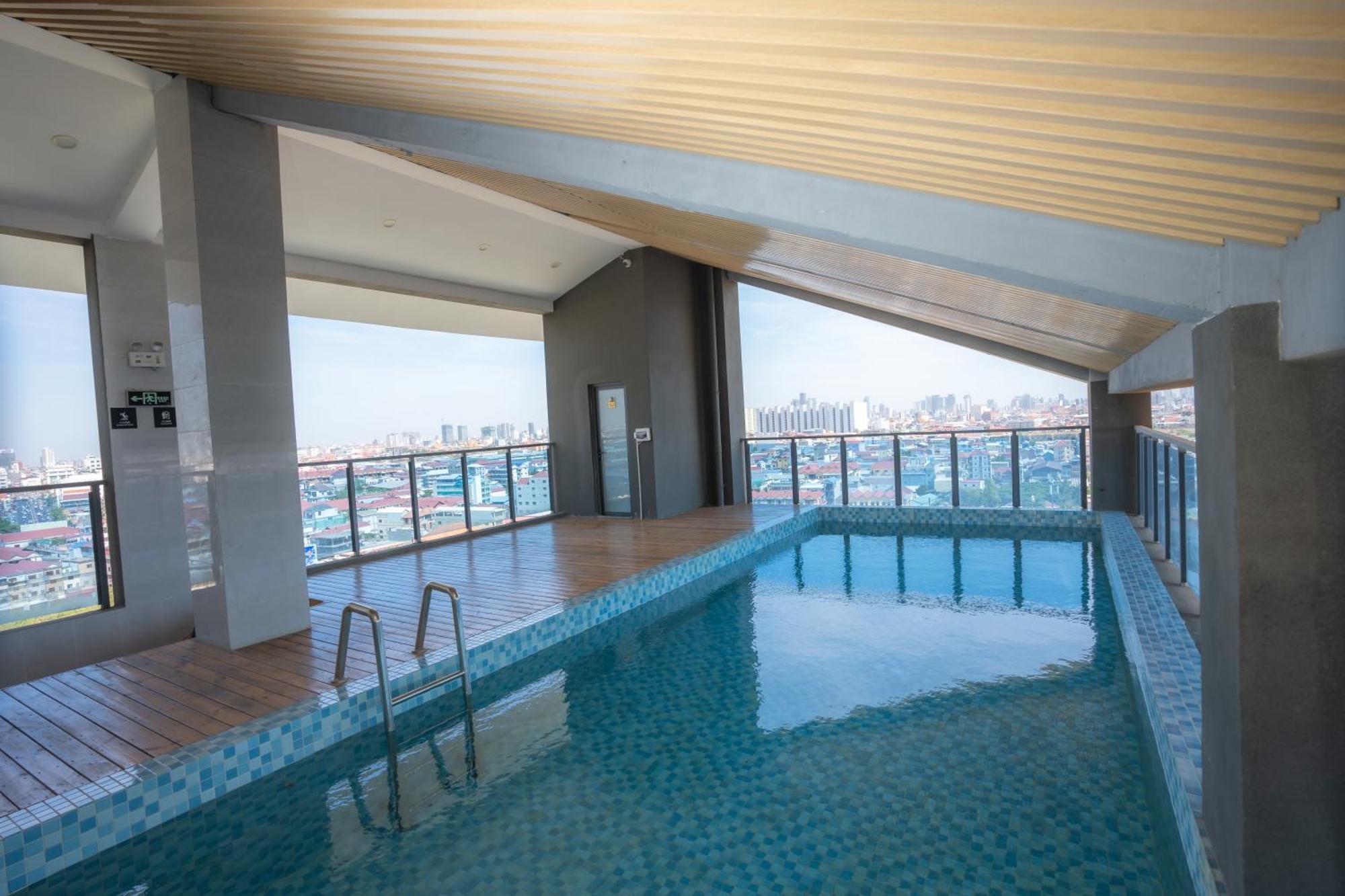 Ark Hotel Phnom-Penh Buitenkant foto