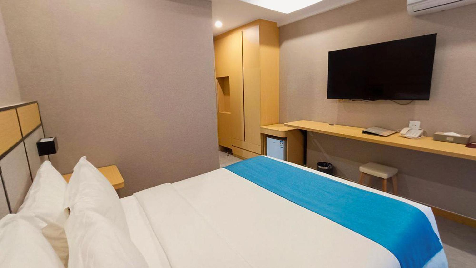 Ark Hotel Phnom-Penh Buitenkant foto